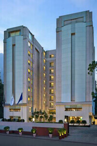 Low Chandigarh escort hotel